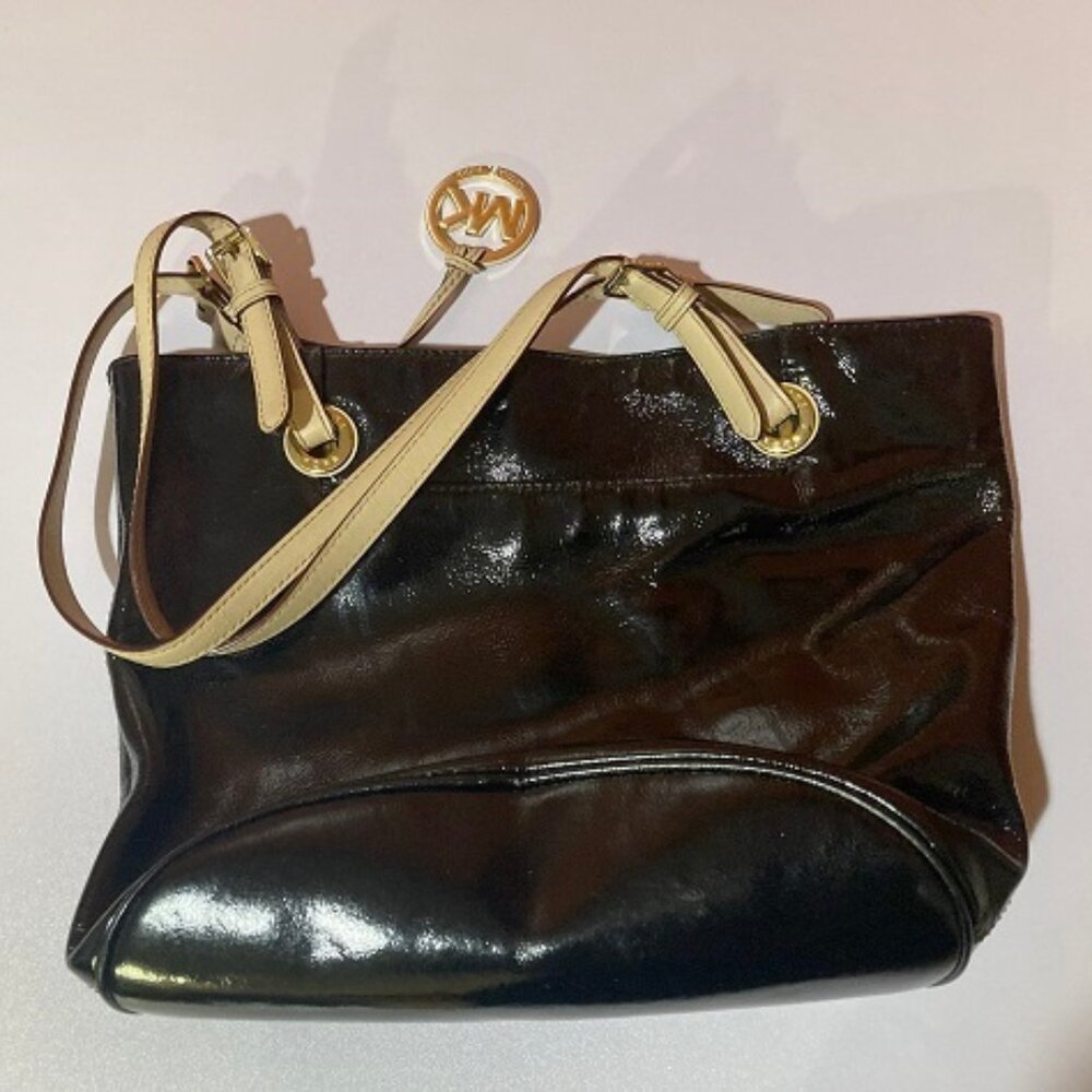 MICHAEL KORS Shiny Black Leather TOTE BAG PURSE - Picture 2 of 5